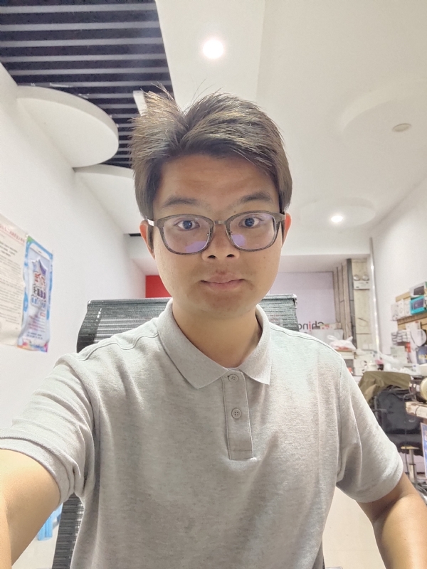 华兴通讯的第一张照片--南充相亲服务中心