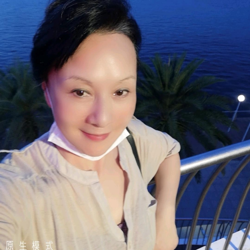 hong的第一张照片--南充相亲服务中心