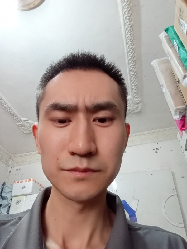西门吹雪的第二张照片--南充相亲服务中心