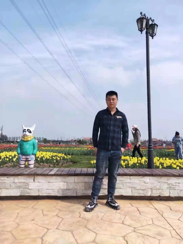 海阔天空的第一张照片--南充相亲服务中心