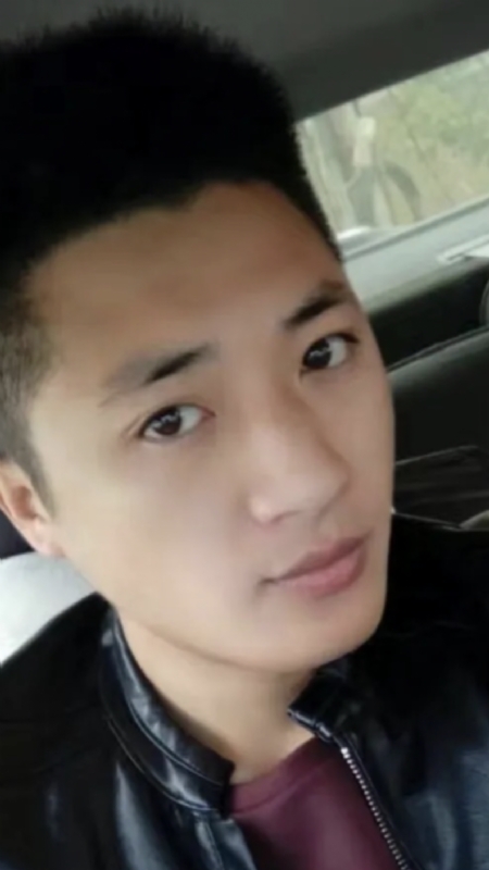 小汤米的第二张照片--南充相亲服务中心