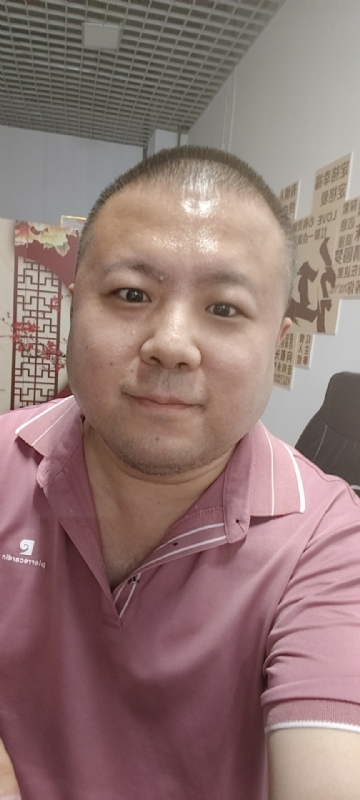 漫步星辰的第一张照片--南充相亲服务中心