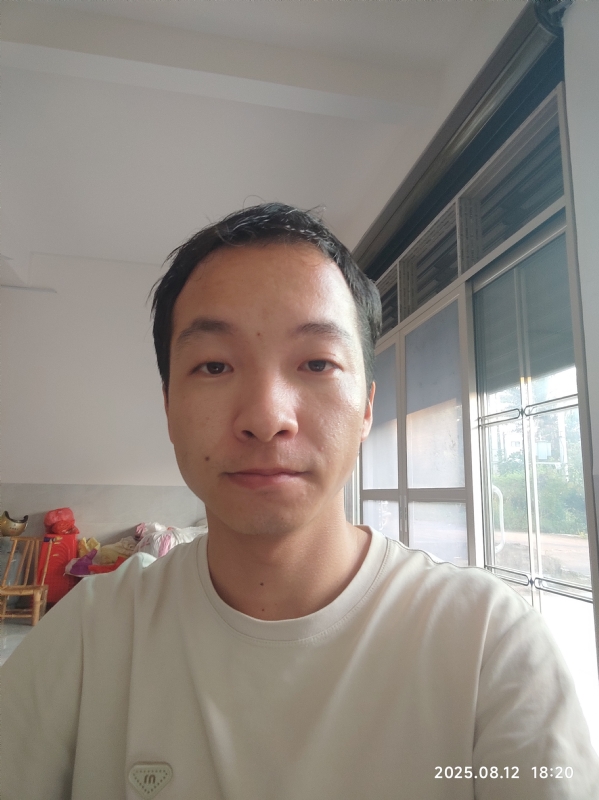杨培鑫的第一张照片--南充相亲服务中心