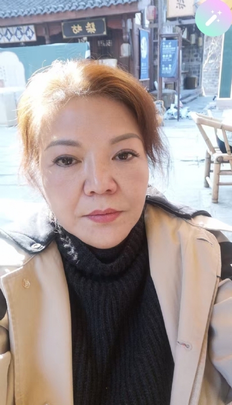 宛霞的第二张照片--南充相亲服务中心
