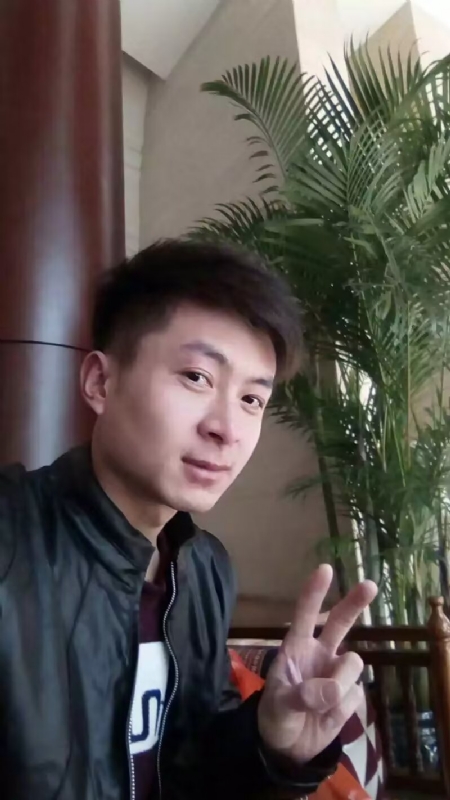 蓝锋的第一张照片--南充相亲服务中心