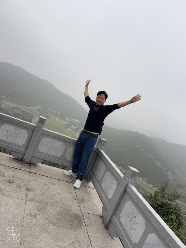 择一人白头偕老的第三张照片--南充相亲服务中心