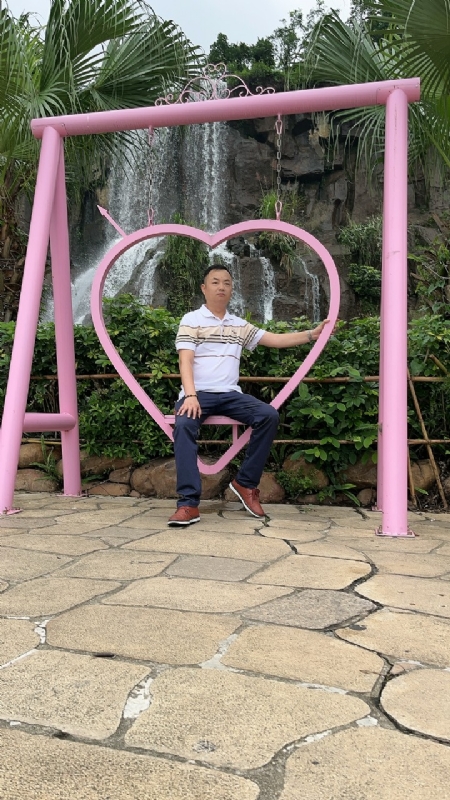 zhaofuwu的第二张照片--南充相亲服务中心