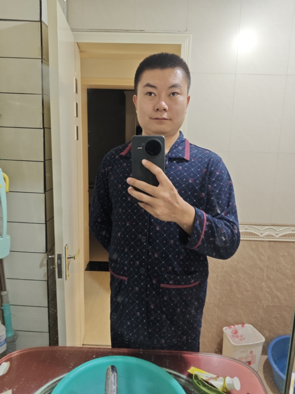 迷迷糊糊的第一张照片--南充相亲服务中心