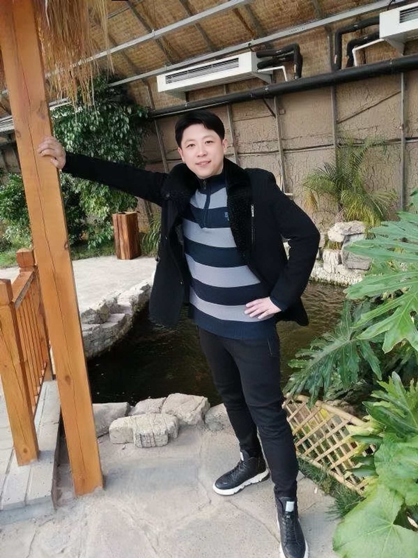 语堂的第一张照片--南充相亲服务中心