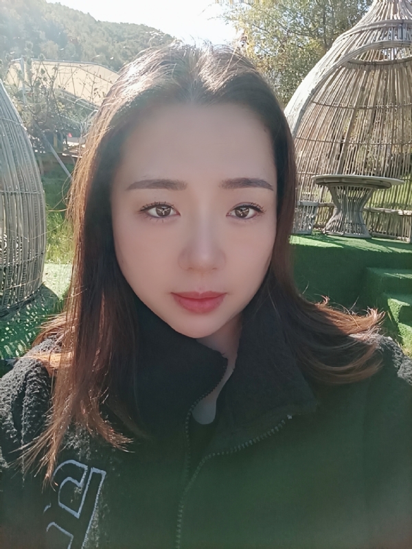 阿燕的第一张照片--南充相亲服务中心