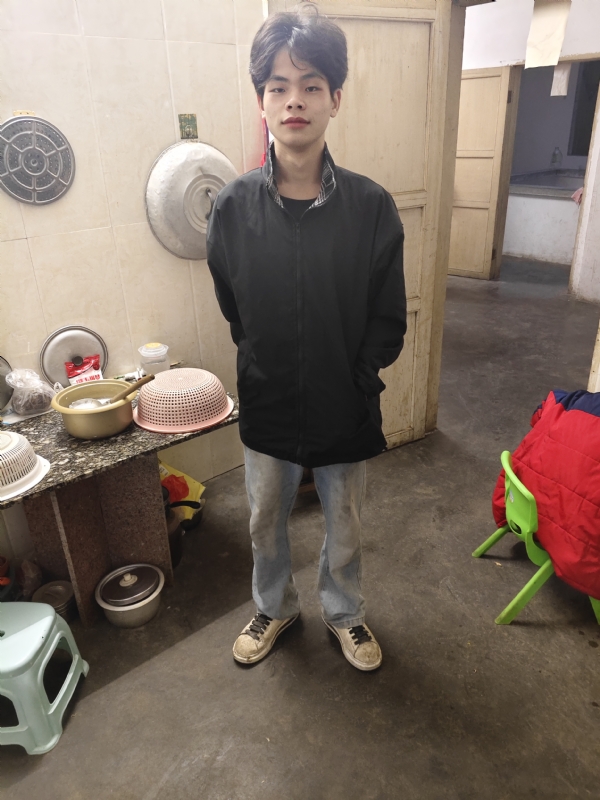 铭泽的第一张照片--南充相亲服务中心