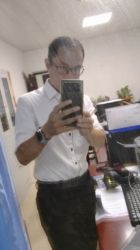 老蔡先生的第一张照片--南充相亲服务中心