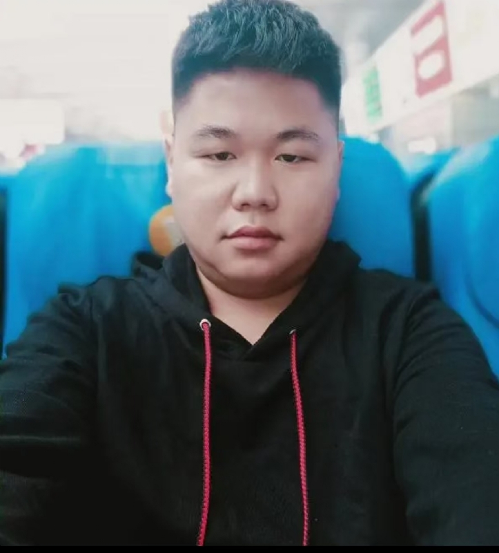 黄斌的第一张照片--南充相亲服务中心