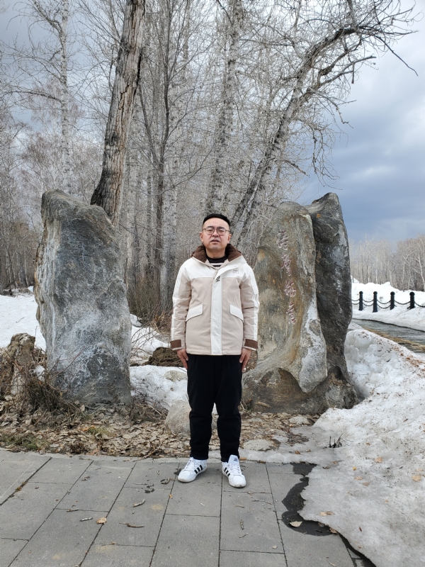 痴心绝对的第二张照片--南充相亲服务中心