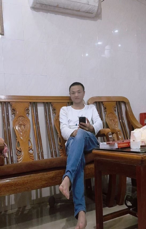 知年的第三张照片--南充相亲服务中心